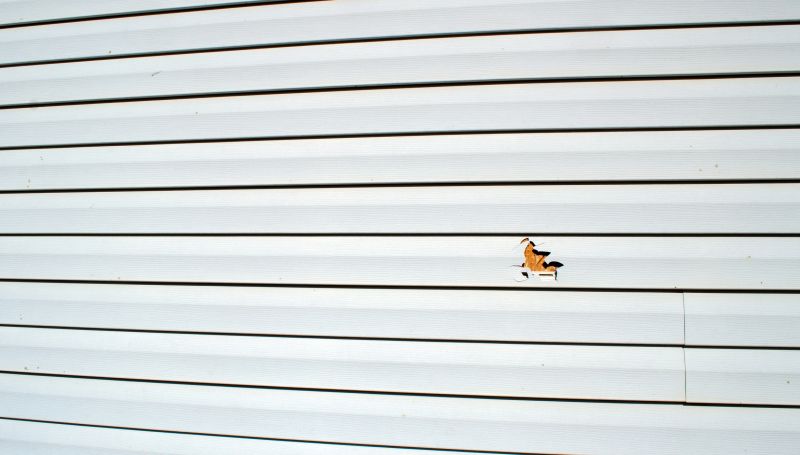 Repairing Cracked Vinyl Siding